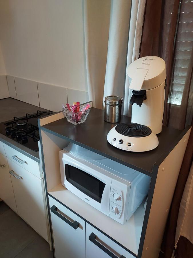Appartement Meuble Avec Deux Chambres 穆兰 外观 照片